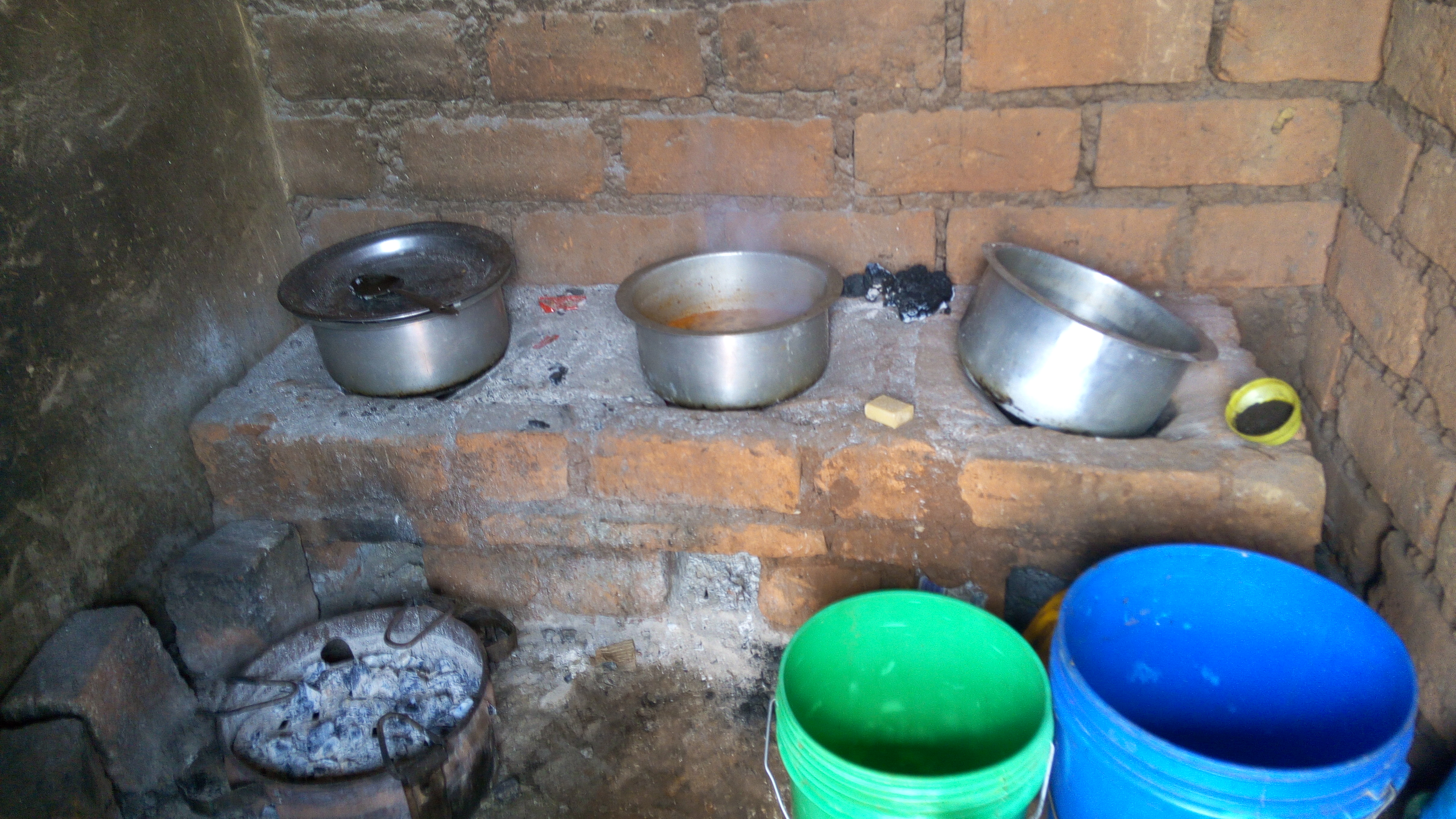Extention servises... Efficiency stove at Kazilamiunda village