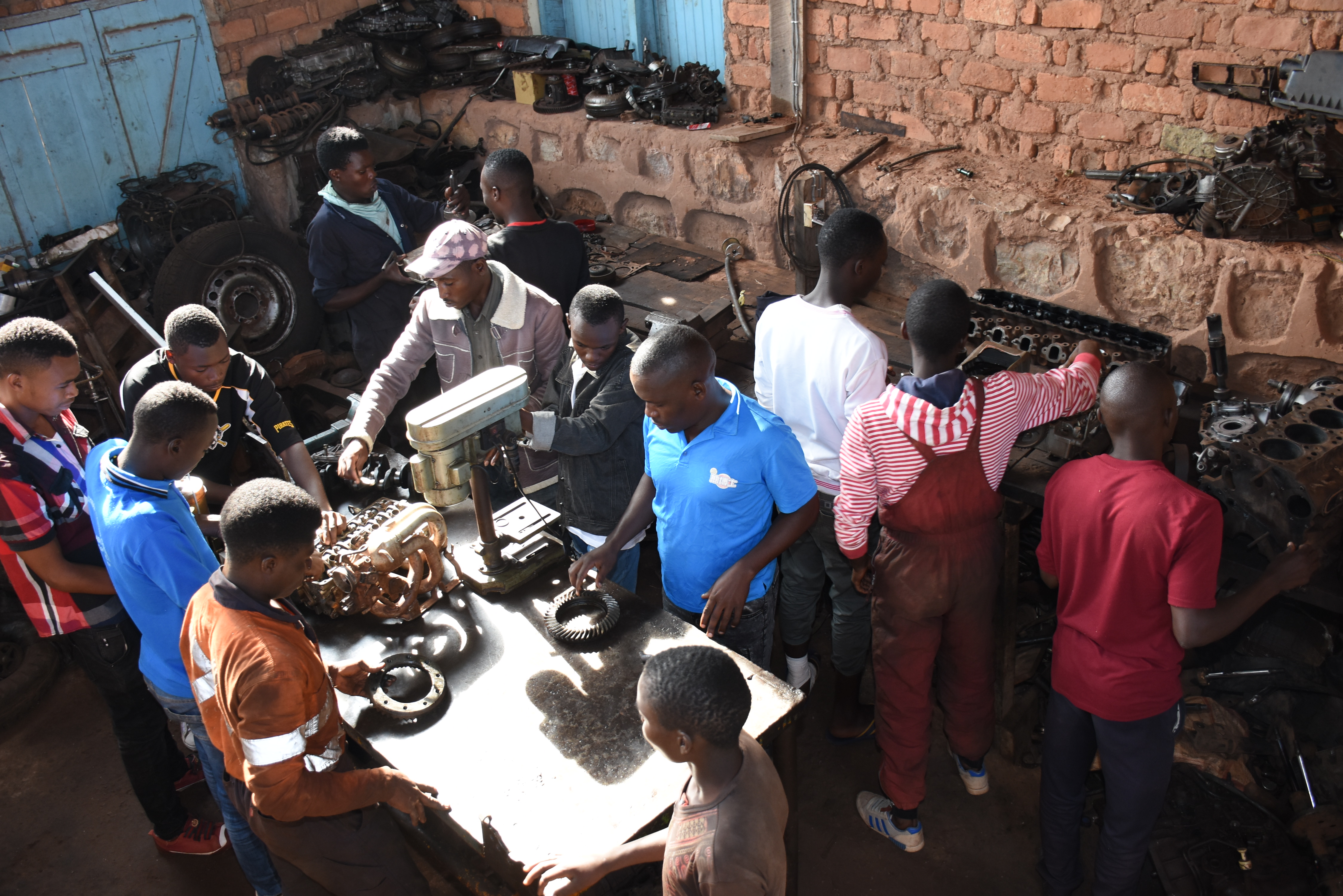Redeso Ngara vocational automechanics class in Engineassembly room